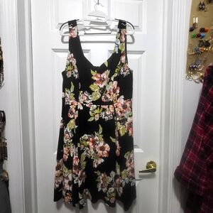 2X A-line dress, black with peach floral design, sweetheart neckline